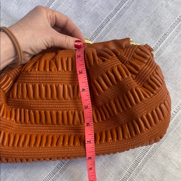 Gaza Gold Chain Orange Textured Shoulder Bag. - Picture 11 of 12